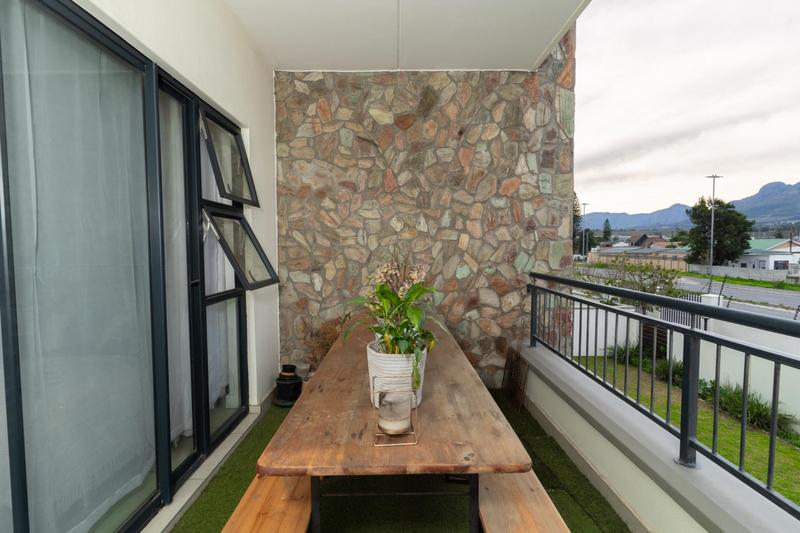 2 Bedroom Property for Sale in The Huntsman Western Cape
